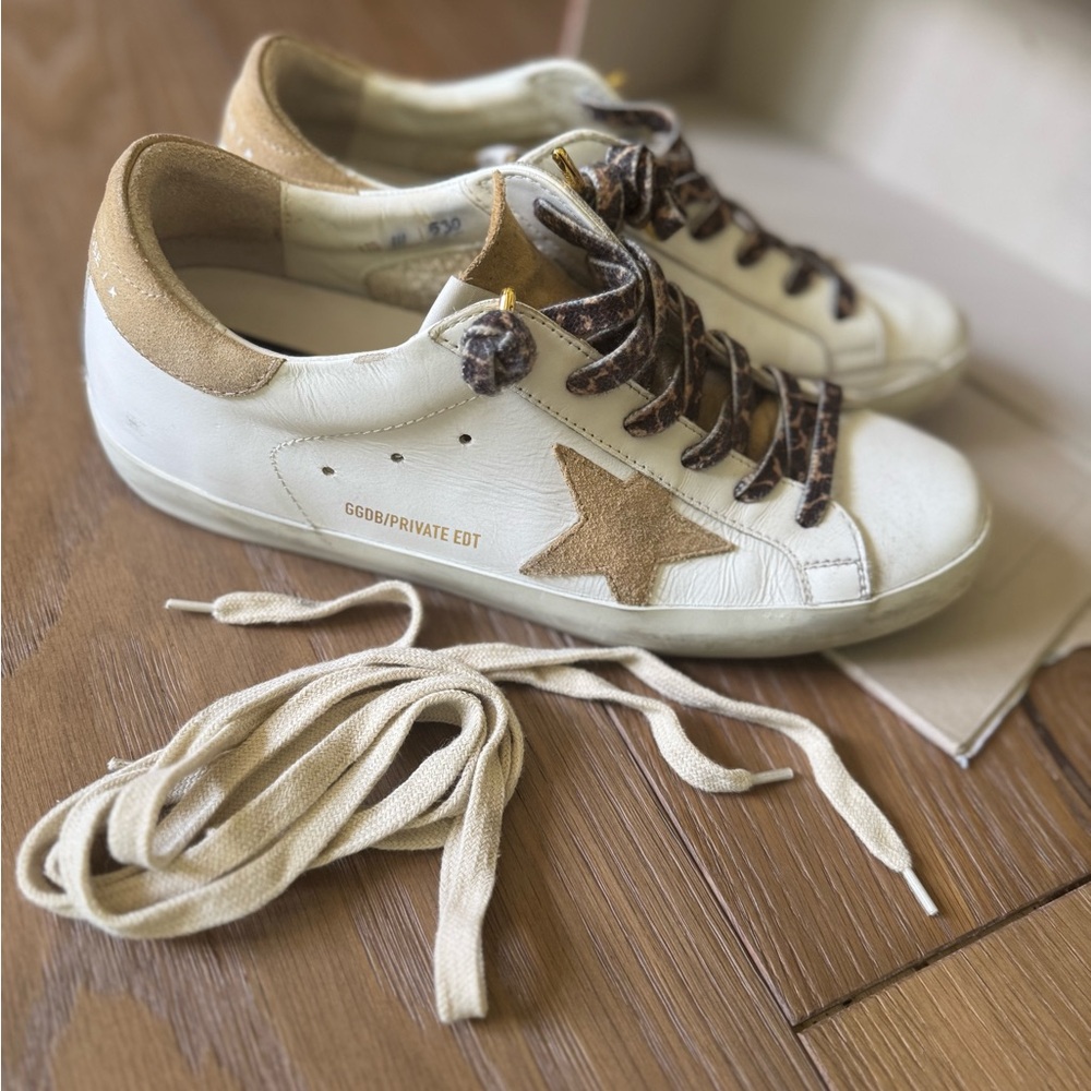 Golden Goose
Superstar Suede/Leather Croco-Heel Court Sneakers
WHITE/SAND/BROWN